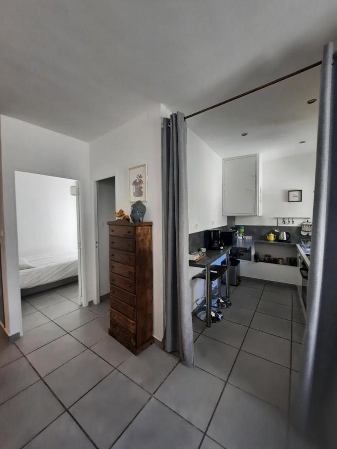 Agreable Appartement T2 Proche Centre Νιμ Εξωτερικό φωτογραφία
