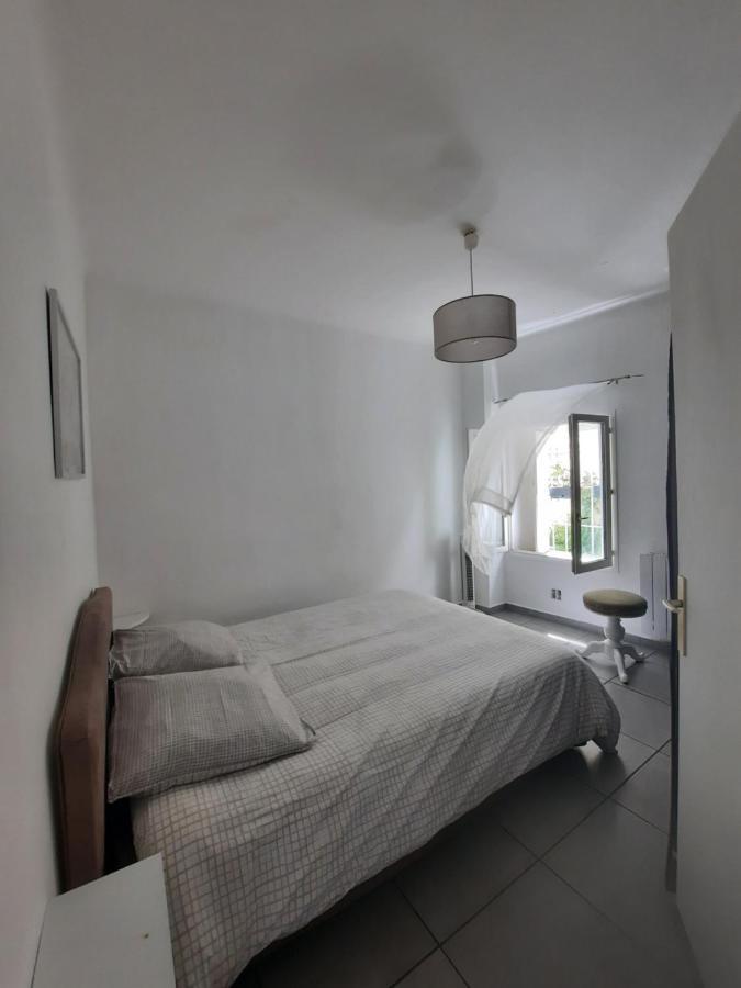 Agreable Appartement T2 Proche Centre Νιμ Εξωτερικό φωτογραφία
